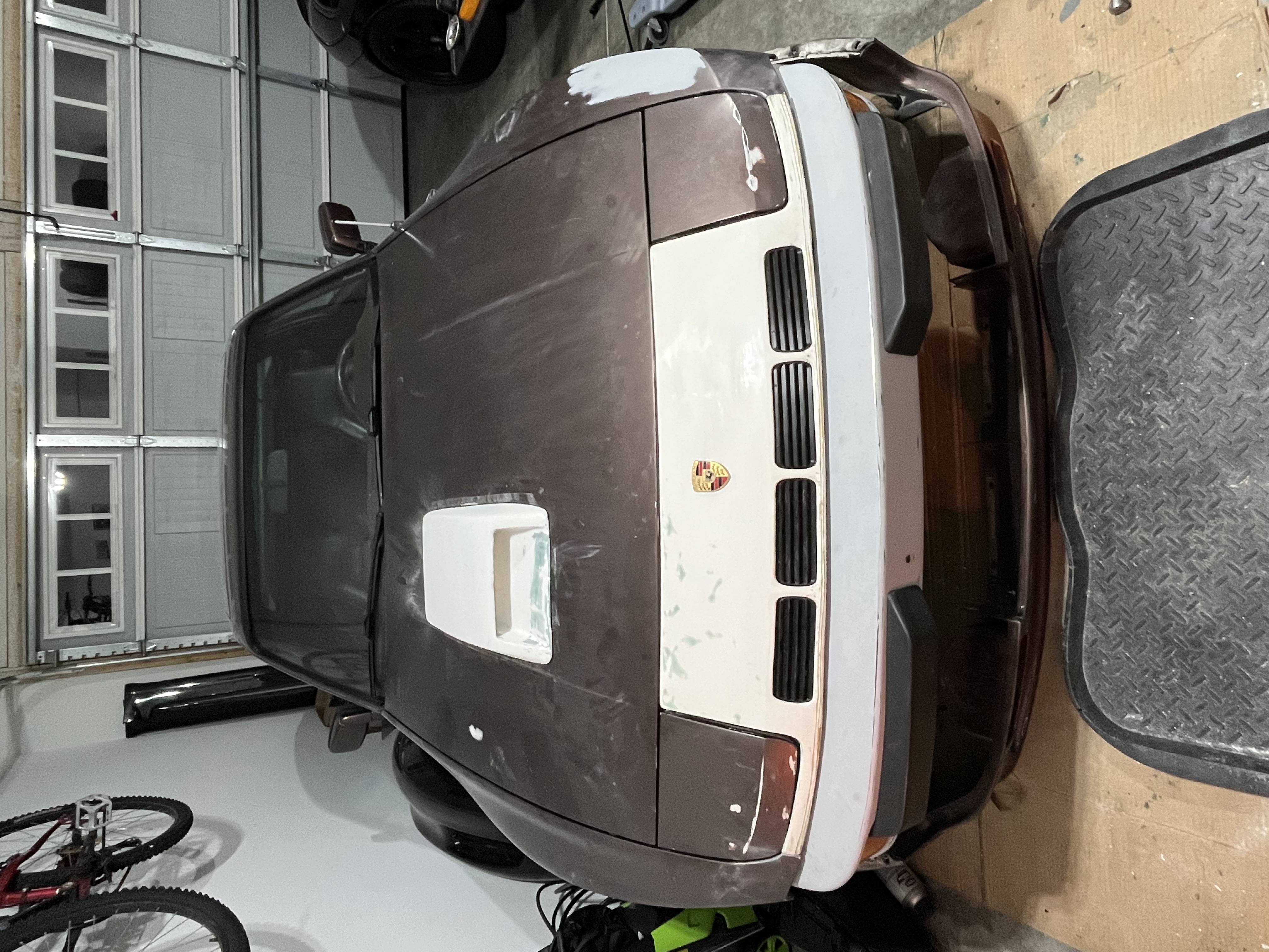 Porsche 944 Front View 3